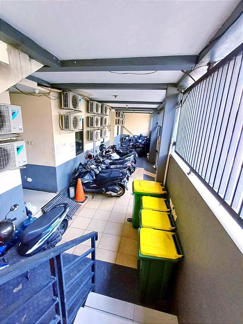 Kost Griya Marina By Ecommerceloka Jakarta Exterior photo